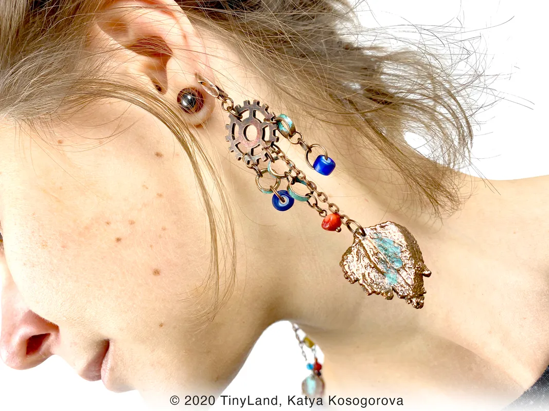 Steampunk Copper Earrings — 925 Sterling Silver, copper rings, copper chain, green glass leaves, coral bead, hydrangea petal, 90 mm