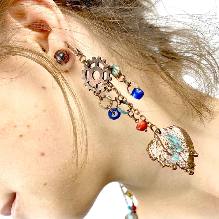 Steampunk Copper Earrings — 925 Sterling Silver, copper rings, copper chain, green glass leaves, coral bead, hydrangea petal, 90 mm